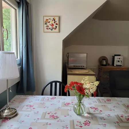 דירה Cosy One-bedroom In דה האן